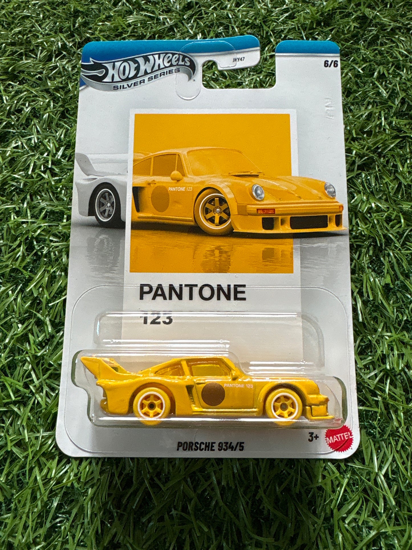 Porsche 934/5 - Pantone