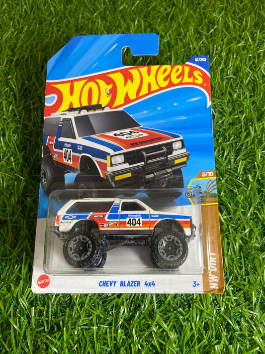 Chevy Blazer (Imported)