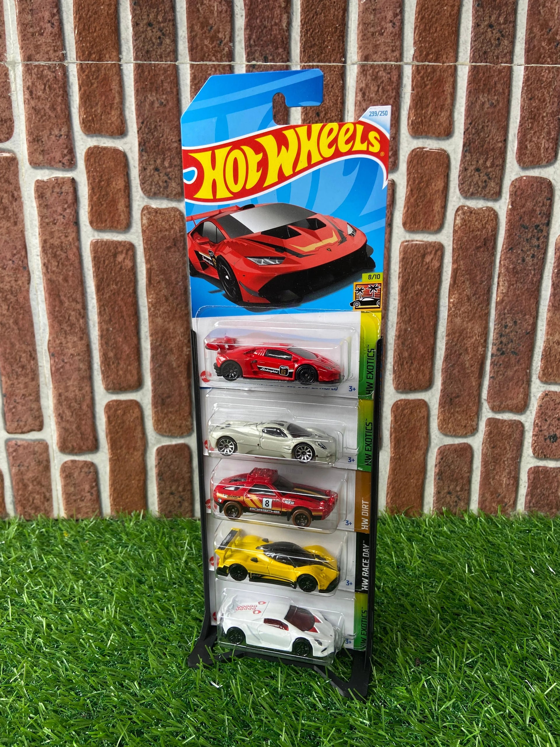 Hotwheels - Display stand - 5 cars – Rolling Metal Collectibles
